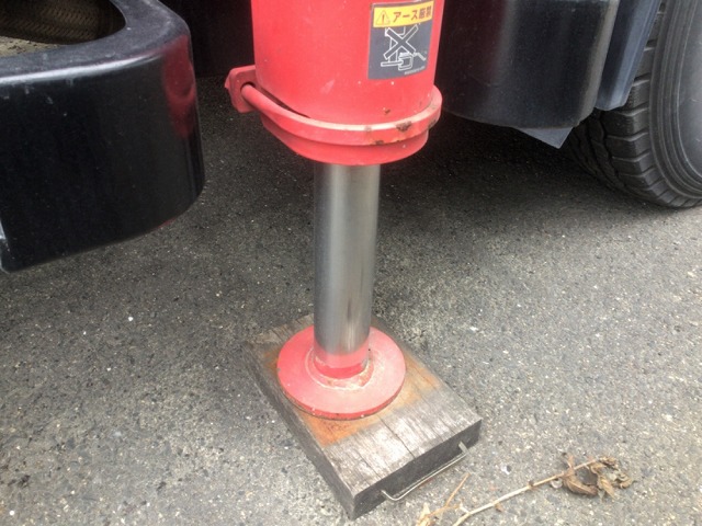 いすゞエルフクレーン4段小型（2t・3t）[写真33]