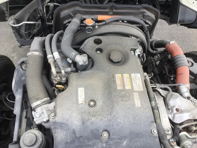 いすゞエルフクレーン4段小型（2t・3t）[写真09]