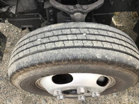 三菱ふそうキャンター平ボディ小型（2t・3t）[写真14]