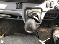 三菱ふそうキャンター平ボディ小型（2t・3t）[写真26]