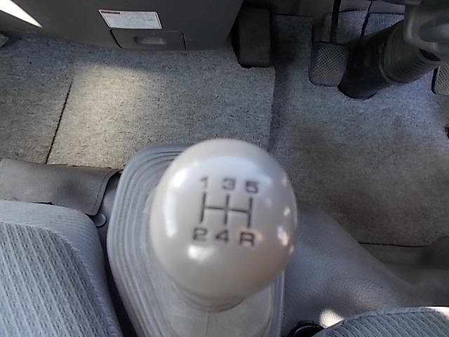 マツダタイタンダッシュ平ボディ小型（2t・3t）[写真32]