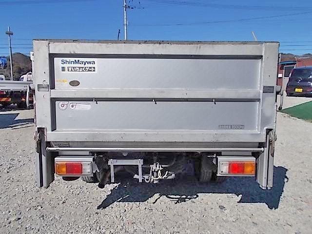 マツダタイタンダッシュ平ボディ小型（2t・3t）[写真08]