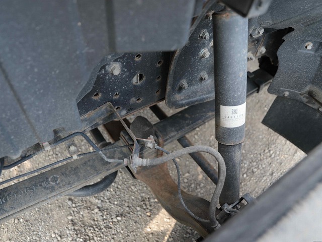 三菱ふそうキャンター平ボディ小型（2t・3t）[写真13]