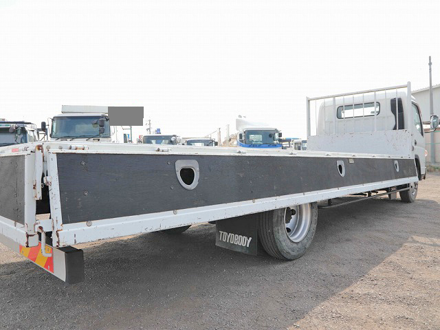 三菱ふそうキャンター平ボディ小型（2t・3t）[写真09]