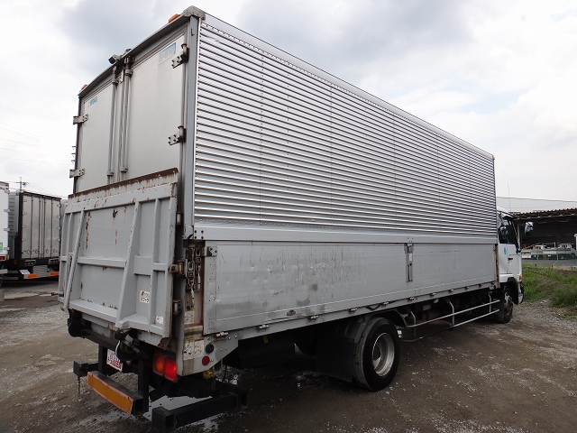 UDトラックスコンドルアルミウイング中型（4t）[写真02]