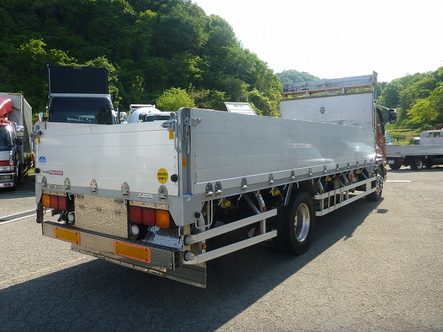 三菱ふそうファイターアルミブロック増トン（6t・8t）[写真02]