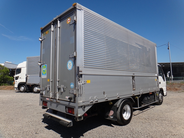 いすゞエルフアルミウイング小型（2t・3t）[写真02]