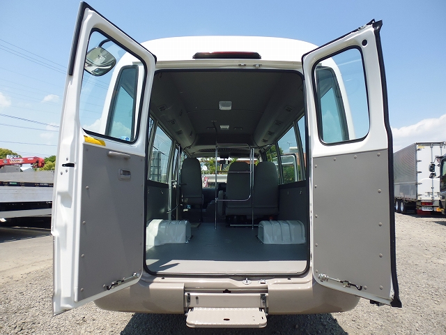 トヨタコースターマイクロバス[写真02]