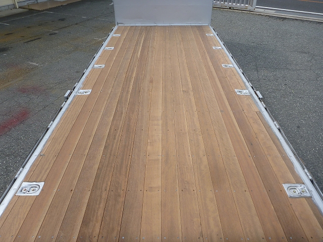 日野レンジャーアルミブロック中型（4t）[写真02]