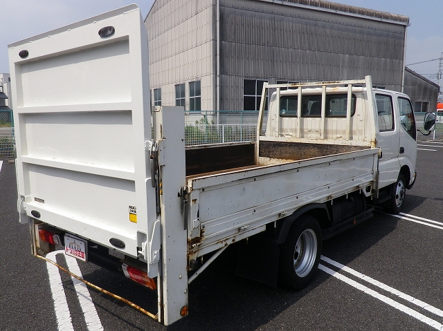 トヨタトヨエースダブルキャブ（Wキャブ）小型（2t・3t）[写真02]
