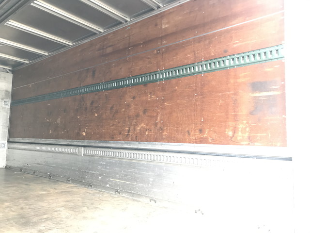 三菱ふそうファイターアルミウイング中型（4t）[写真15]