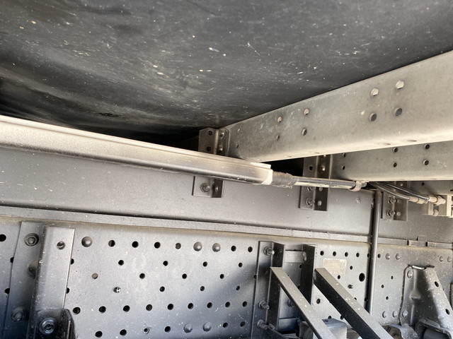 いすゞエルフアルミウイング小型（2t・3t）[写真17]