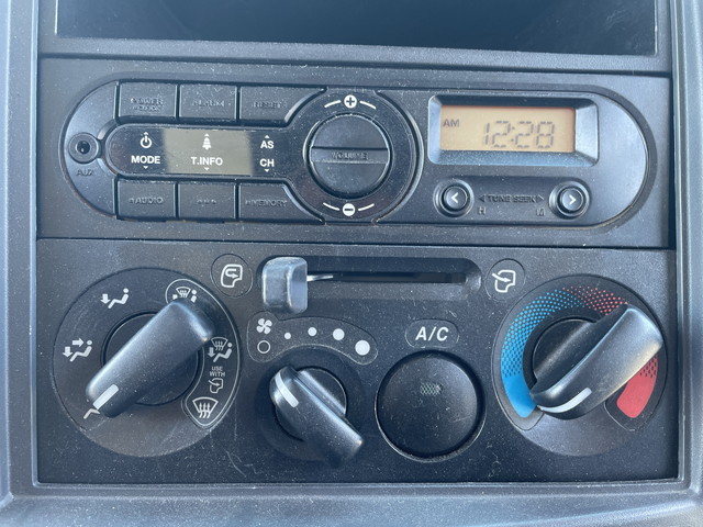 いすゞエルフアルミウイング小型（2t・3t）[写真35]