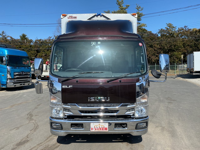 いすゞエルフアルミウイング小型（2t・3t）[写真06]