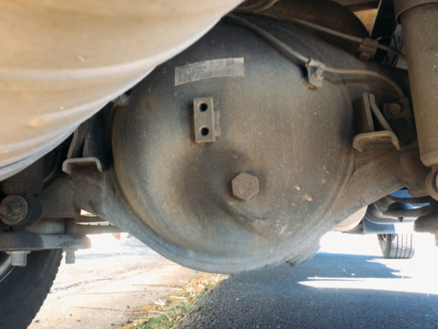 三菱ふそうキャンター平ボディ小型（2t・3t）[写真15]