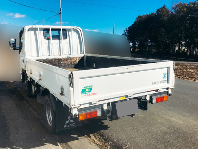 三菱ふそうキャンター平ボディ小型（2t・3t）[写真03]