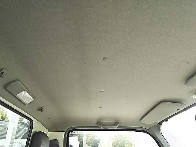 日野デュトロ平ボディ小型（2t・3t）[写真23]