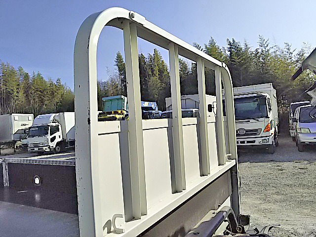 日野デュトロ平ボディ小型（2t・3t）[写真30]