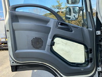 いすゞフォワードアルミウイング中型（4t）[写真24]