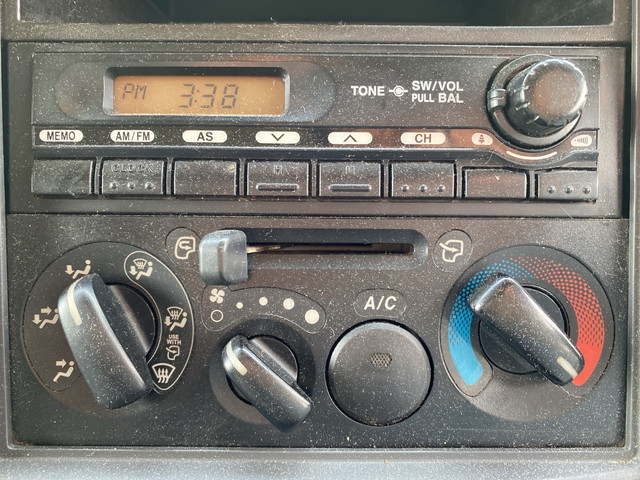 いすゞフォワードアルミウイング中型（4t）[写真38]