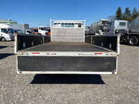 三菱ふそうキャンター平ボディ小型（2t・3t）[写真10]