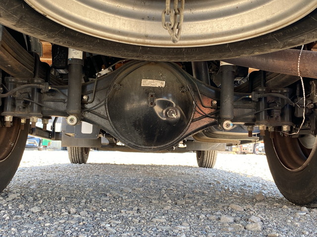 三菱ふそうキャンター平ボディ小型（2t・3t）[写真17]