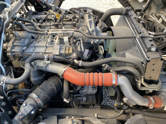 三菱ふそうキャンター平ボディ小型（2t・3t）[写真21]