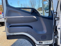 三菱ふそうキャンター平ボディ小型（2t・3t）[写真23]