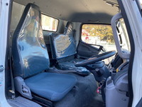 三菱ふそうキャンター平ボディ小型（2t・3t）[写真26]