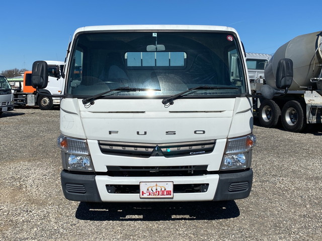 三菱ふそうキャンター平ボディ小型（2t・3t）[写真07]
