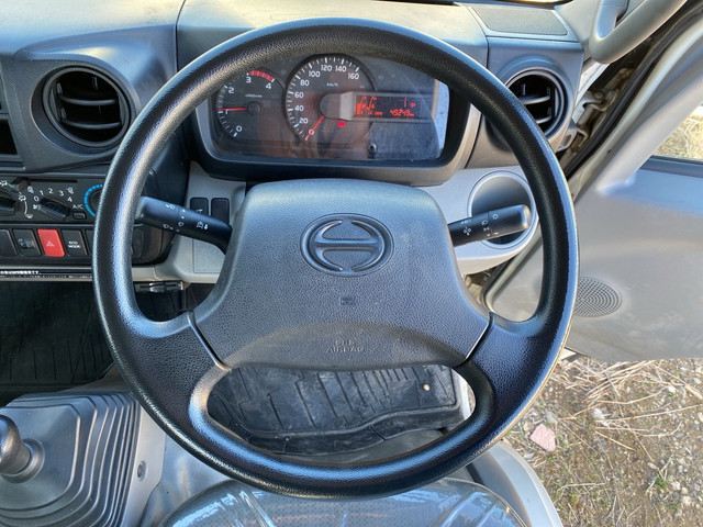 日野デュトロ平ボディ小型（2t・3t）[写真33]