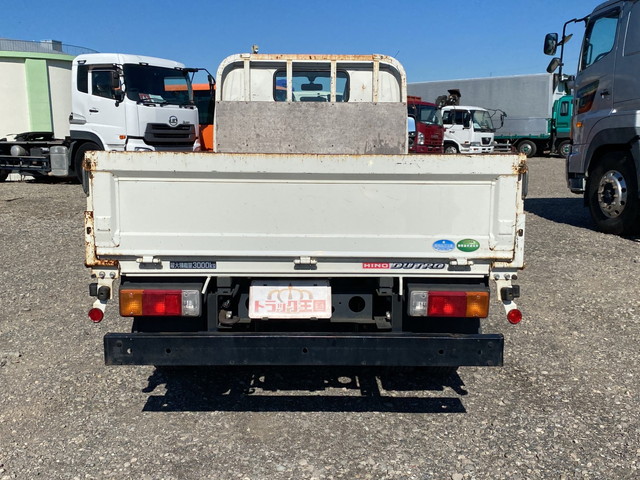 日野デュトロ平ボディ小型（2t・3t）[写真09]