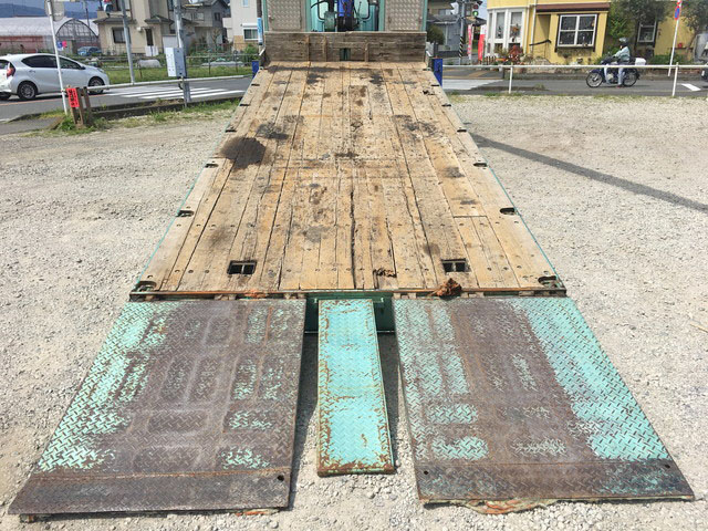 いすゞギガセーフティクレーン4段大型（10t）[写真13]