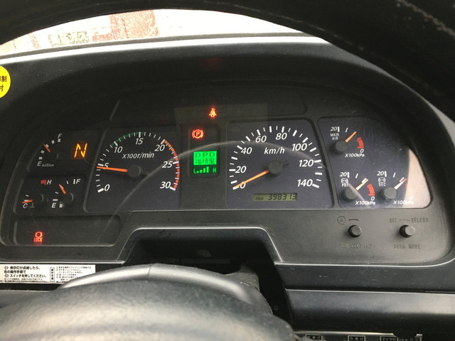 いすゞギガセーフティクレーン4段大型（10t）[写真38]