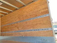 三菱ふそうキャンターアルミバン小型（2t・3t）[写真15]