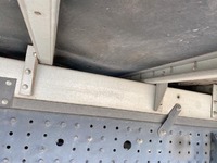 三菱ふそうキャンターアルミバン小型（2t・3t）[写真23]