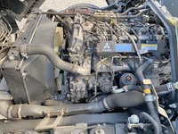 三菱ふそうキャンターアルミバン小型（2t・3t）[写真28]