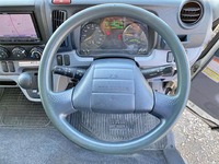 三菱ふそうキャンターアルミバン小型（2t・3t）[写真37]