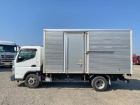 三菱ふそうキャンターアルミバン小型（2t・3t）[写真05]