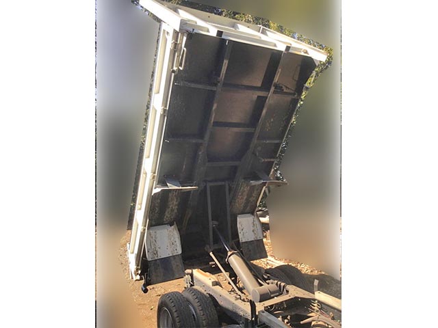 いすゞエルフダンプ小型（2t・3t）[写真12]