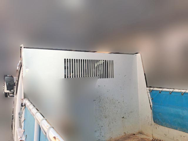 いすゞエルフダンプ小型（2t・3t）[写真13]