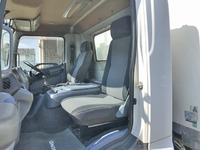 日野レンジャー冷凍車（冷蔵車）中型（4t）[写真32]