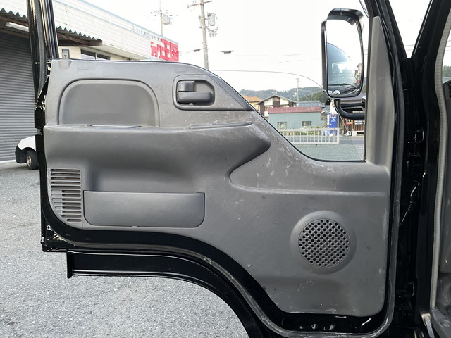 いすゞエルフ平ボディ小型（2t・3t）[写真26]