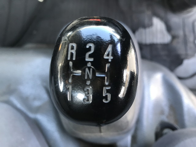 いすゞエルフ平ボディ小型（2t・3t）[写真35]