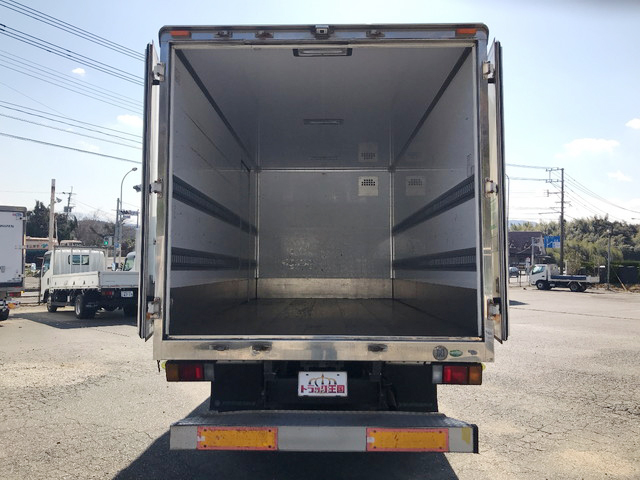 いすゞエルフパネルバン小型（2t・3t）[写真11]