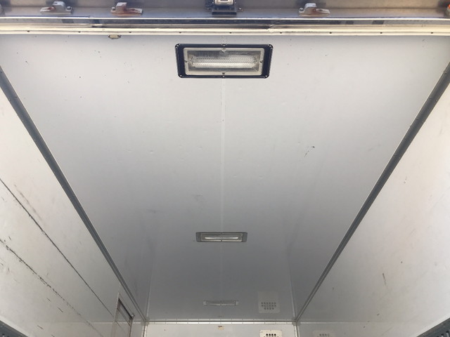 いすゞエルフパネルバン小型（2t・3t）[写真14]