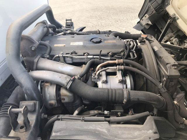 いすゞエルフパネルバン小型（2t・3t）[写真23]