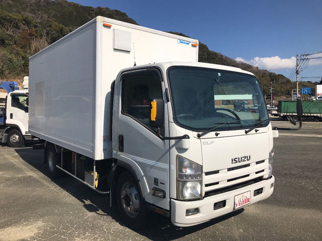 いすゞエルフパネルバン小型（2t・3t）[写真03]