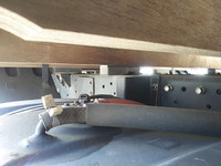 いすゞエルフ平ボディ小型（2t・3t）[写真17]