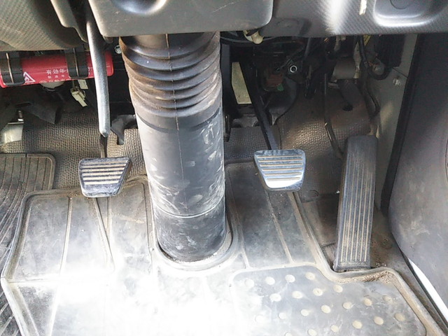 いすゞエルフ平ボディ小型（2t・3t）[写真34]